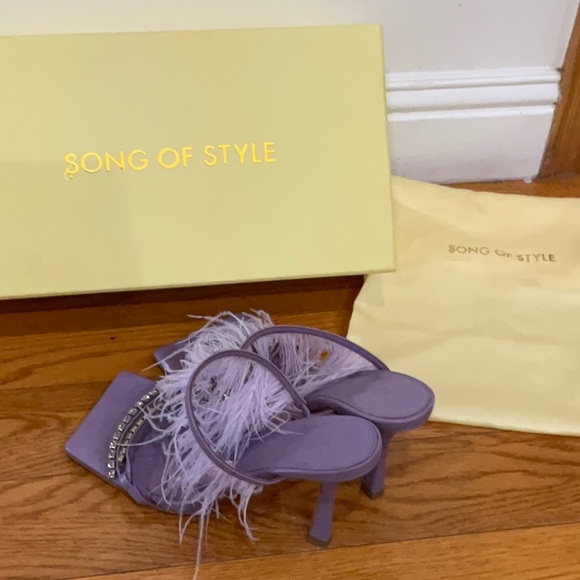 Song of Style Feather Heel Size: 8 - Picture 5 of 11